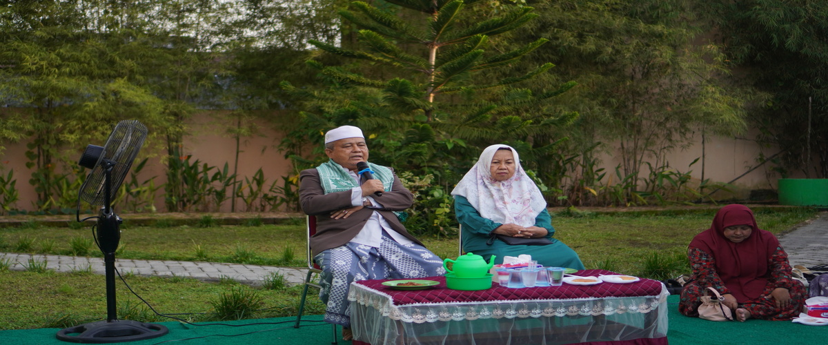 Nasehat Emas Menjelang Iftar Bersama Oleh K.H. Hasan Basuni