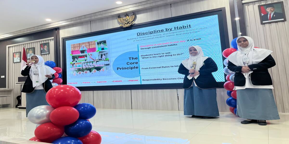 Santriwati PPM Darul Istiqamah Borong Juara Murakata English Presentation Competition 2026